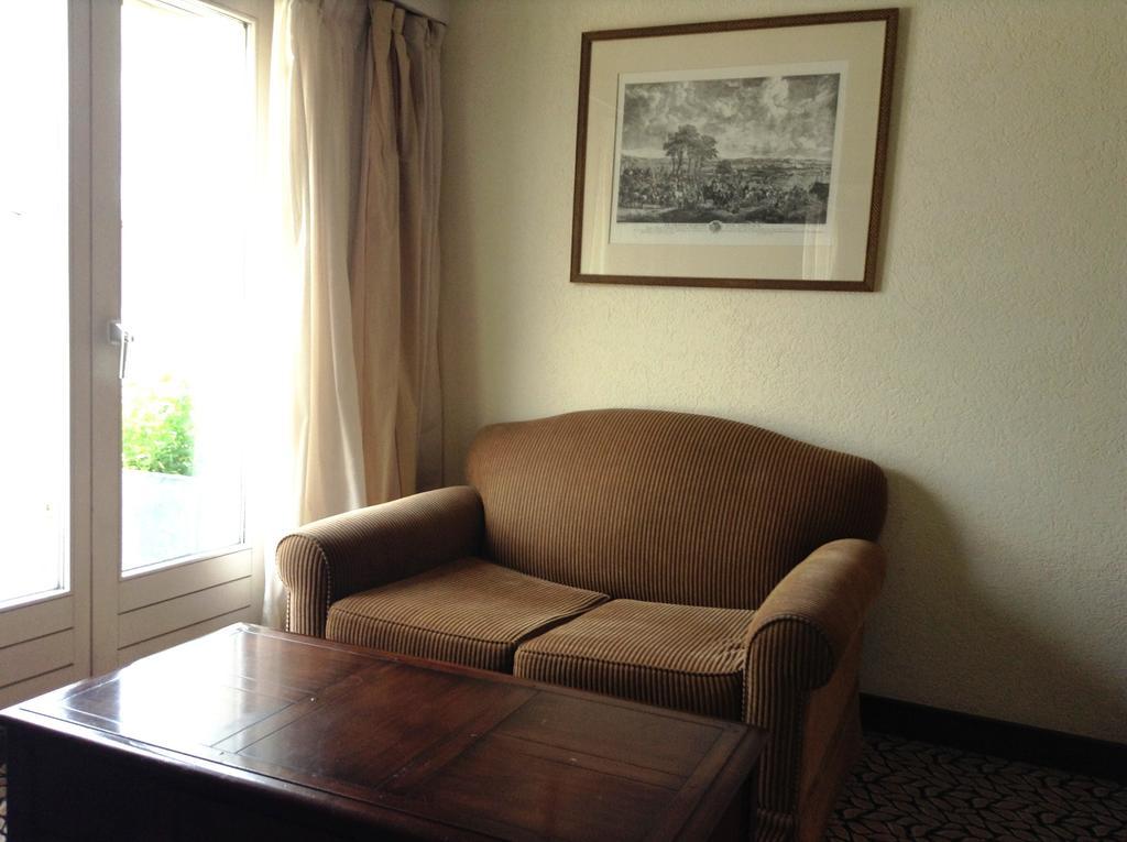 Ibis Geneve Centre Lac Room photo